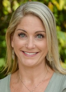 Portrait of Melissa Paradis